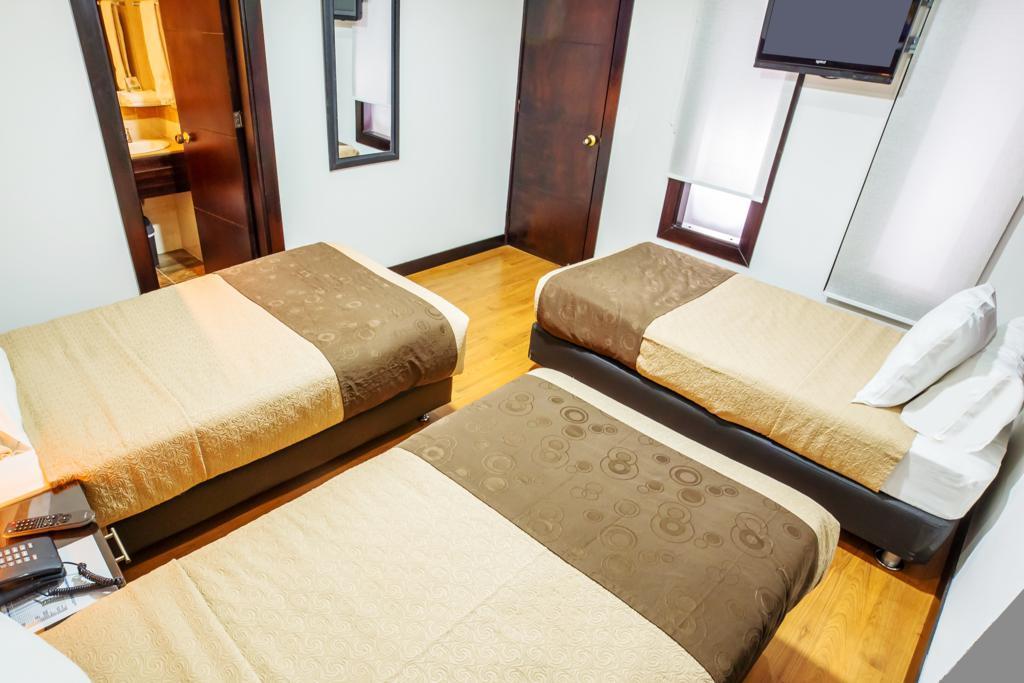 Aw Hotel Connect 33 Bogota Luaran gambar