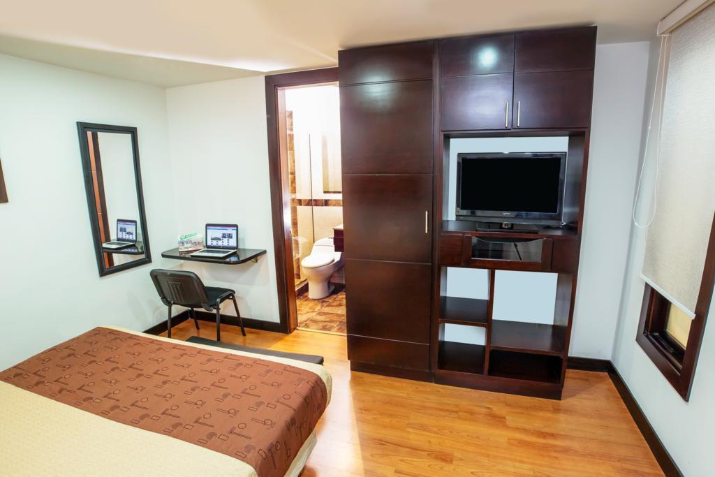 Aw Hotel Connect 33 Bogota Luaran gambar