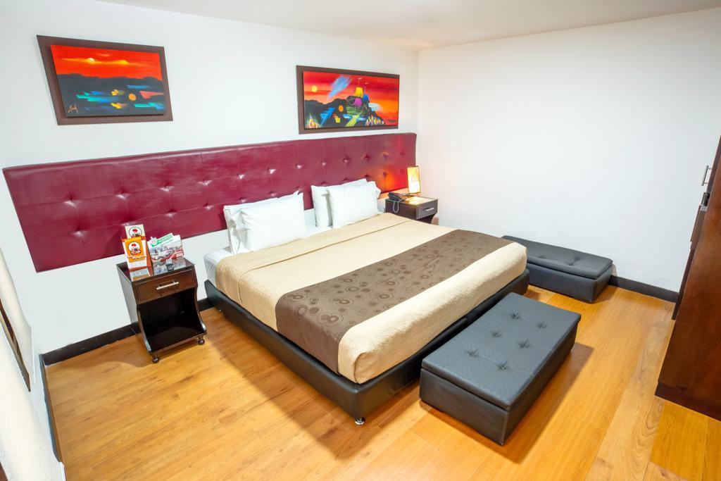 Aw Hotel Connect 33 Bogota Luaran gambar