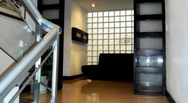Aw Hotel Connect 33 Bogota Luaran gambar