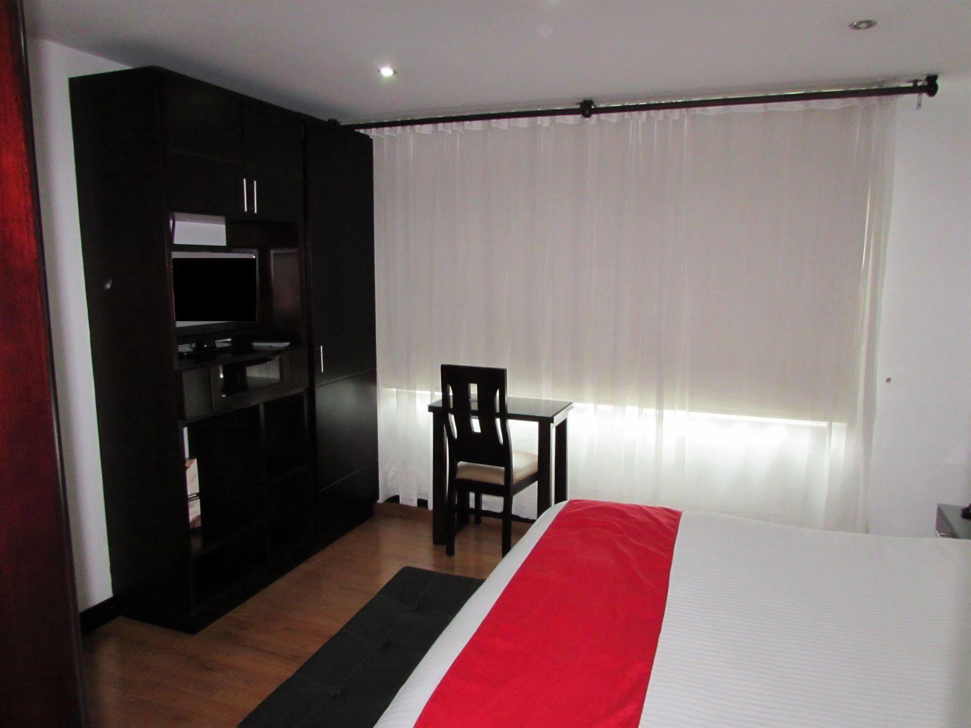 Aw Hotel Connect 33 Bogota Luaran gambar