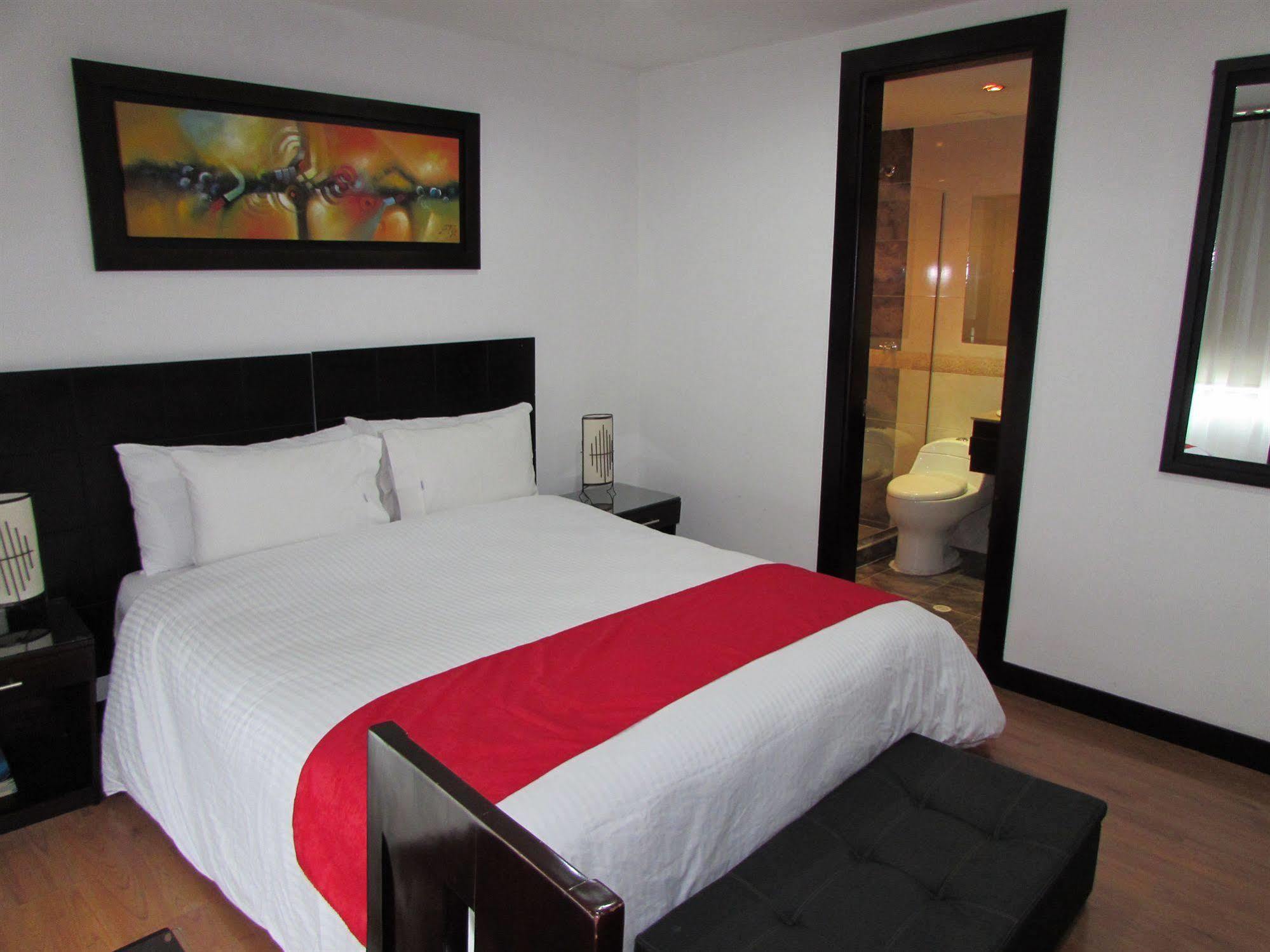 Aw Hotel Connect 33 Bogota Luaran gambar